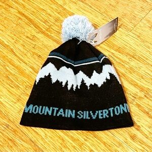 NWT! CIRQUE Silverton Mountain Black & Blue Knit Hat Beanie Pom Pom. One Size